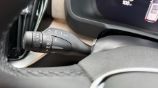 Volvo XC90 2.0 T8 PHEV Ultra Dark 5dr AWD Geartronic Estate